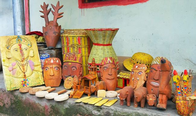 uttarakhand handicraft man